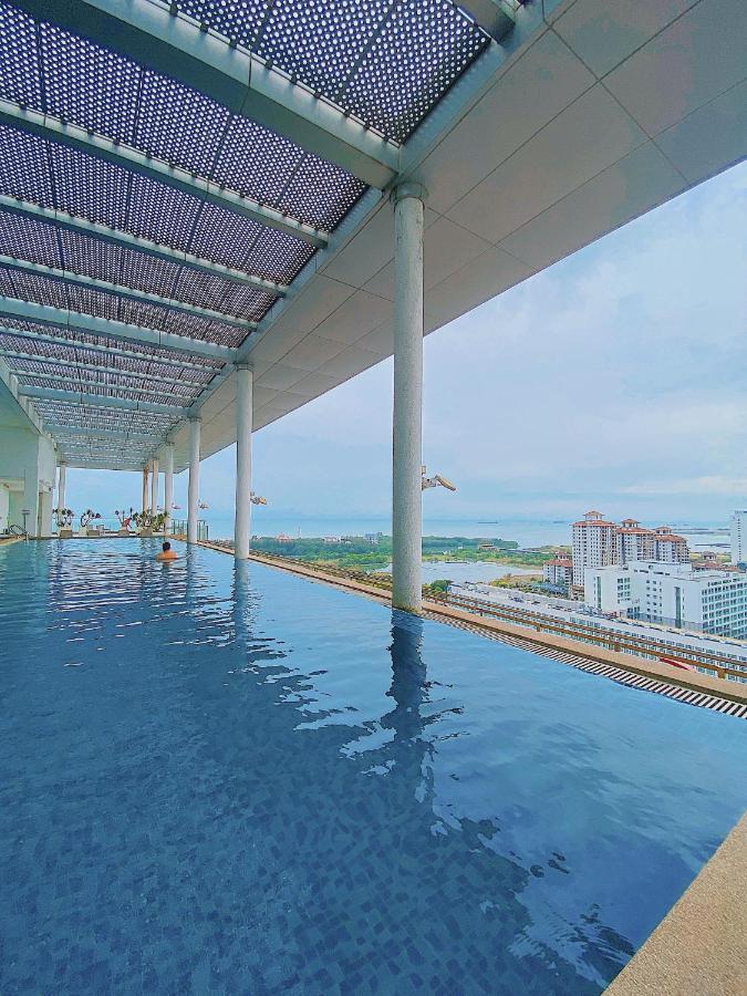 Straits Suite By C Homestay Malacca Eksteriør bilde