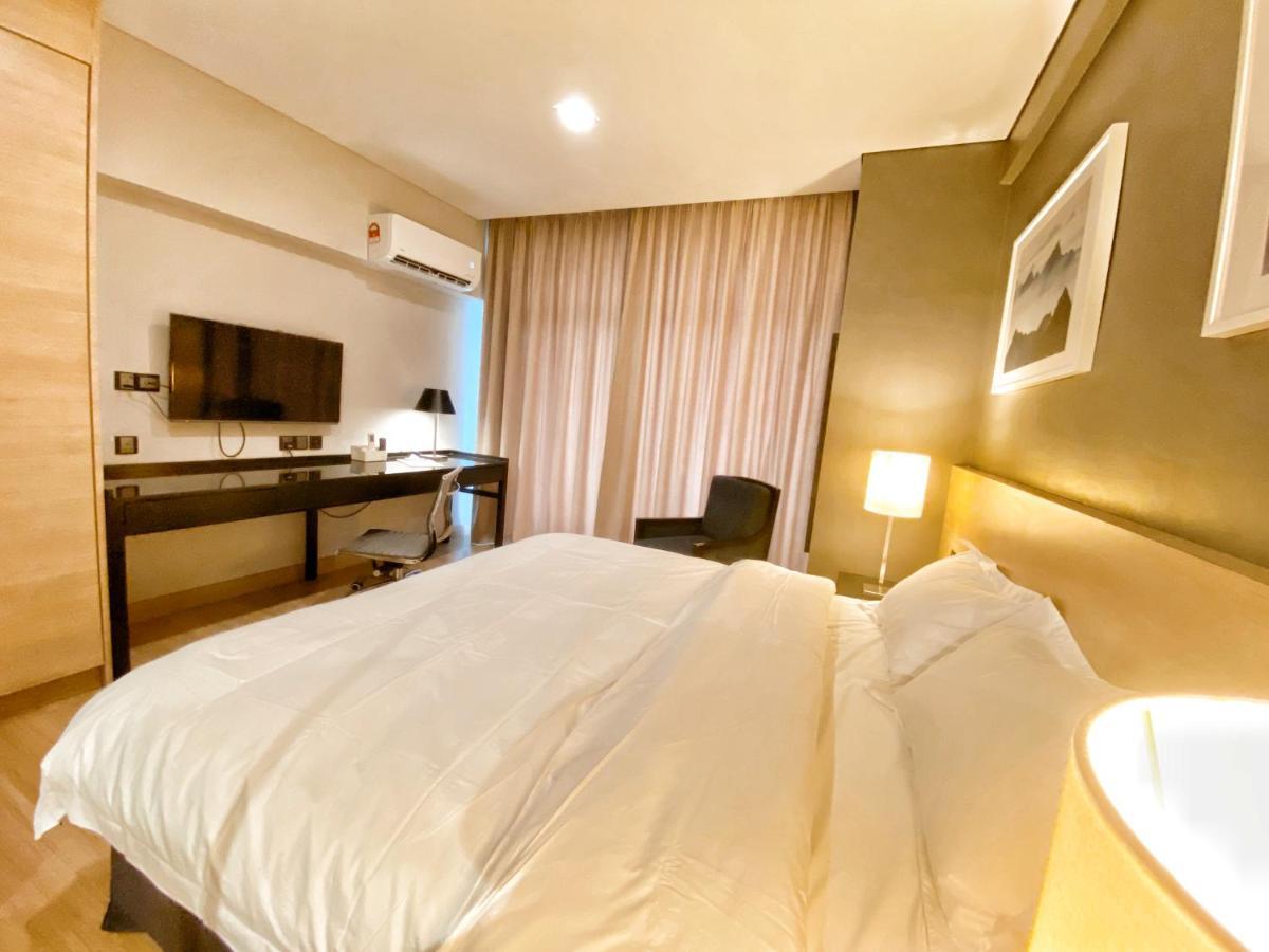 Straits Suite By C Homestay Malacca Eksteriør bilde