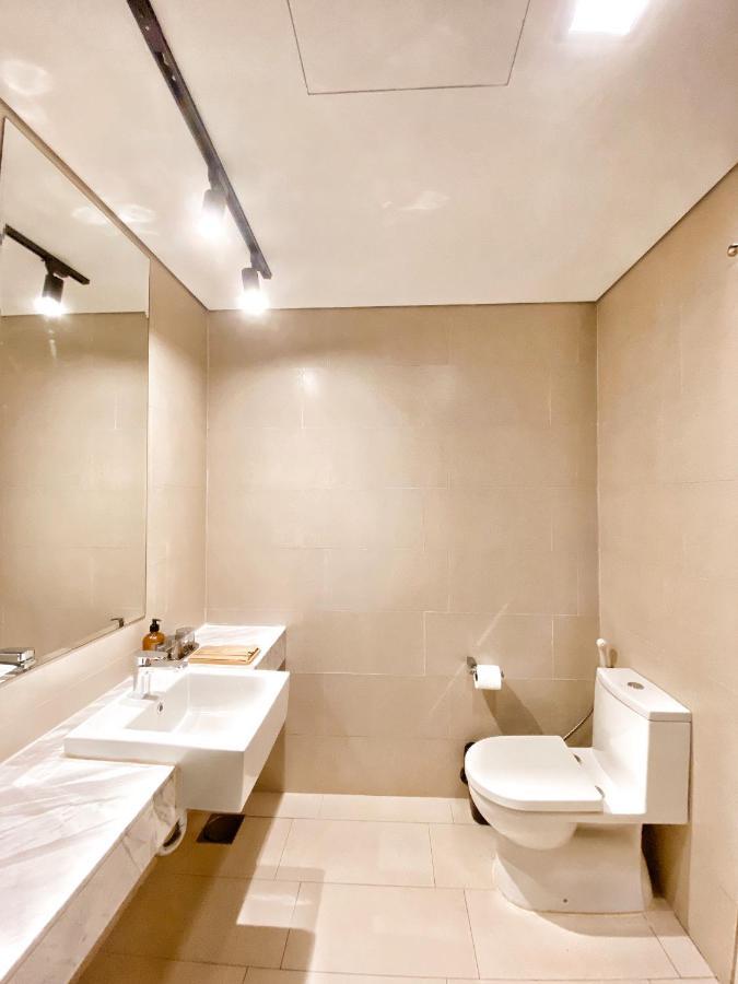 Straits Suite By C Homestay Malacca Eksteriør bilde