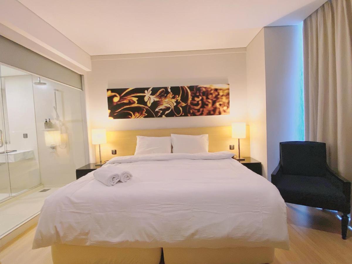 Straits Suite By C Homestay Malacca Eksteriør bilde
