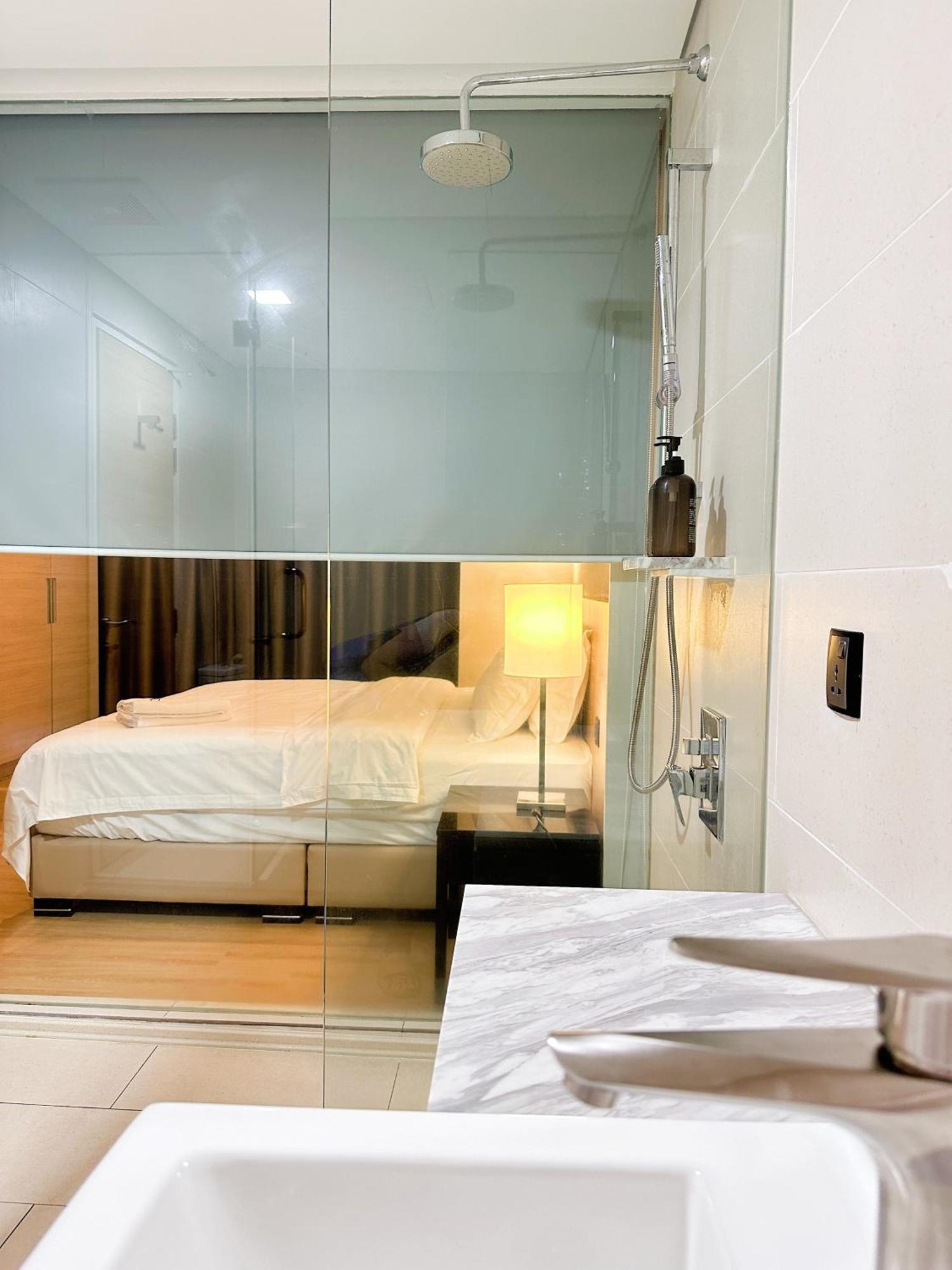 Straits Suite By C Homestay Malacca Eksteriør bilde