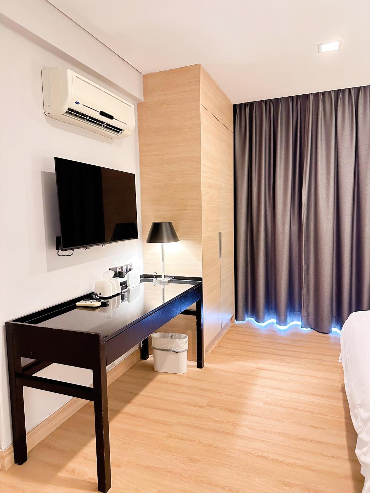 Straits Suite By C Homestay Malacca Eksteriør bilde